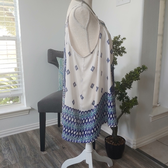 Emma G Top - Picture 3 of 11